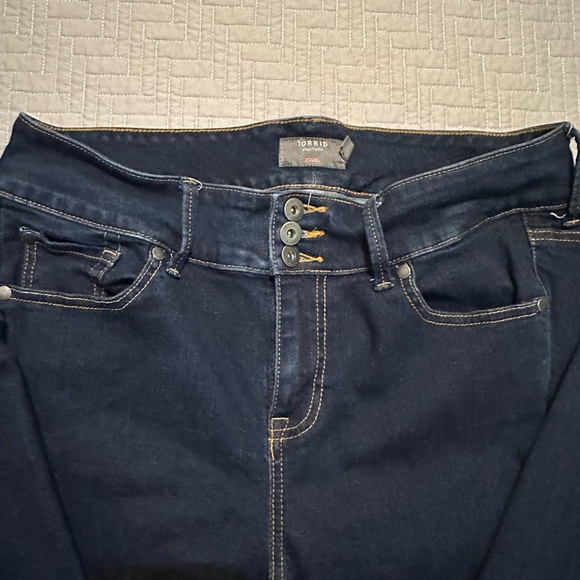 Torrid Jegging Skinny Super Soft High-Rise Jeans - Picture 8 of 10